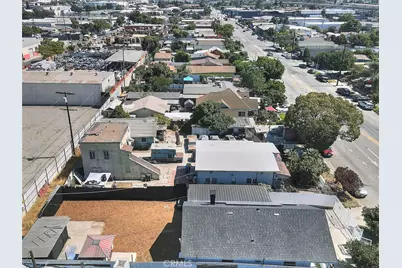 5506 Holmes Avenue, Los Angeles, CA 90058 - Photo 48