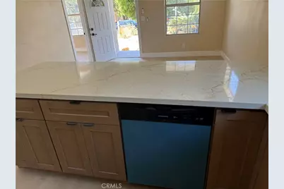 1546 W 70th Street, Los Angeles, CA 90047 - Photo 26