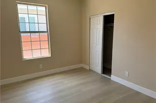 1546 W 70th St, Los Angeles, CA 90047 - Photo 8