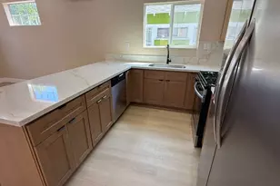 1546 W 70th St, Los Angeles, CA 90047 - Photo 24