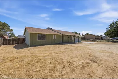 21021 Geronimo, Apple Valley, CA 92308 - Photo 2