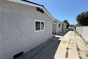 233 E 105th, Los Angeles, CA 90003 - Photo 10
