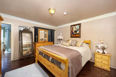 8906 Brock Avenue, Downey, CA 90240 - Photo 16