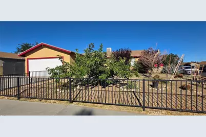 37351 52nd, Palmdale, CA 93552 - Photo 2
