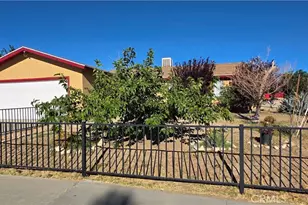 37351 52nd, Palmdale, CA 93552 - Photo 2