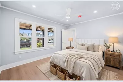 941 W 55th Street, Los Angeles, CA 90037 - Photo 24