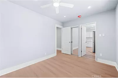 941 W 55th Street, Los Angeles, CA 90037 - Photo 28