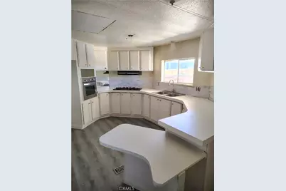 3300 15th Street W #39, Rosamond, CA 93560 - Photo 4