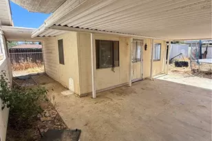1082 S Santa Fe St, Hemet, CA 92543 - Photo 18