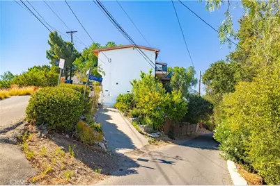 4300 Camello Road, Woodland Hills, CA 91364 - Photo 22
