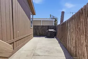 16600 Downey Ave, Paramount, CA 90723 - Photo 2
