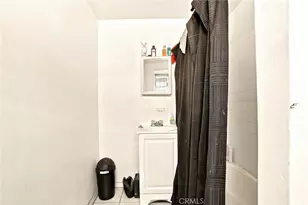 652 W 87th, Los Angeles, CA 90044 - Photo 22