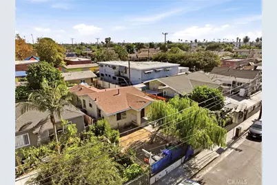652 W 87th, Los Angeles, CA 90044 - Photo 2