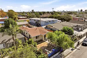 652 W 87th, Los Angeles, CA 90044 - Photo 2