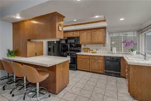 12564 Eckleson, Cerritos, CA 90703 - Photo 8