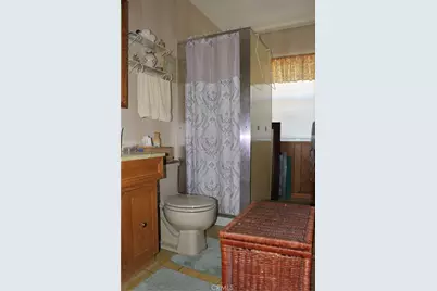 7753 Adwen Street, Downey, CA 90241 - Photo 20