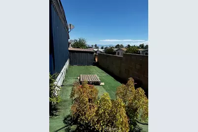 120 Sir Damas Dr, Riverside, CA 92507 - Photo 6