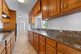 10031 San Antonio, South Gate, CA 90280 - Photo 12