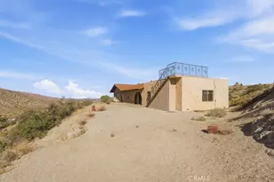 54026 Ridge Rd, Yucca Valley, CA 92284 - Photo 8