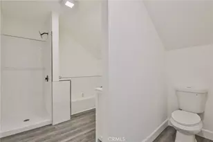 1301 W 46th, Los Angeles, CA 90037 - Photo 36
