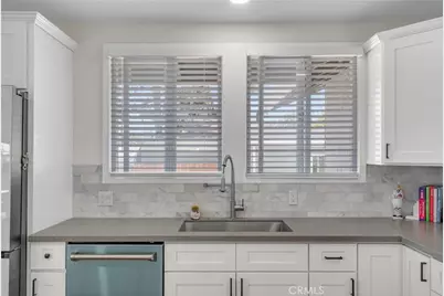 103 N Harvard, Los Angeles, CA 90004 - Photo 18