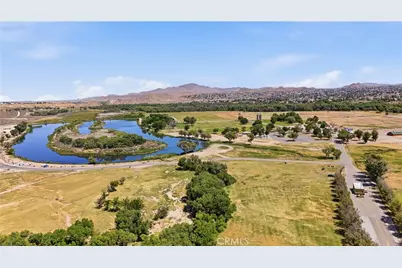 12978 Oakwood Street, Victorville, CA 92392 - Photo 42