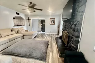 16713 Sunburst St, North Hills, CA 91343 - Photo 4