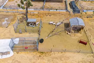 7425 Joshua View, Yucca Valley, CA 92284 - Photo 32