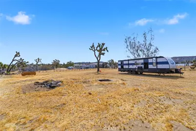 7425 Joshua View, Yucca Valley, CA 92284 - Photo 30