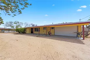 7425 Joshua View, Yucca Valley, CA 92284 - Photo 2