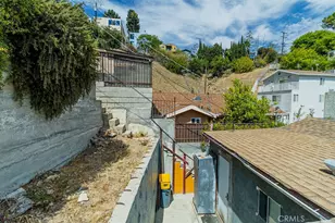 3033 Future Pl, Los Angeles, CA 90065 - Photo 14