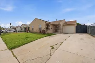 2412 W Tichenor St, Compton, CA 90220 - Photo 2