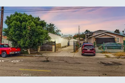 943 S Ford Boulevard, Los Angeles, CA 90022 - Photo 36
