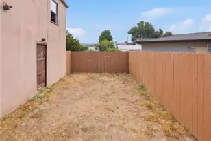 428 E Oaks, Compton, CA 90221 - Photo 8
