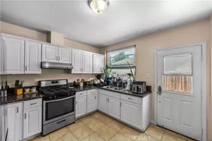 219 E Bort St, Long Beach, CA 90805 - Photo 8