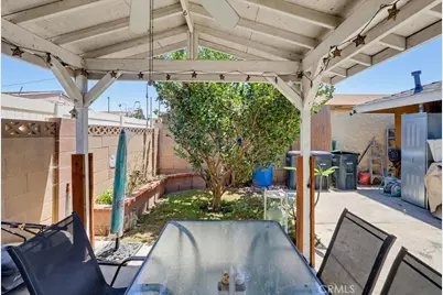 12027 168th, Artesia, CA 90701 - Photo 46