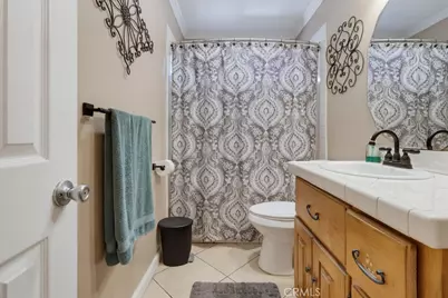 12027 168th, Artesia, CA 90701 - Photo 36