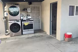 960 Stichman, La Puente, CA 91746 - Photo 12