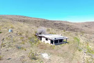 4334 Yucca Mesa Rd, Yucca Valley, CA 92284 - Photo 2