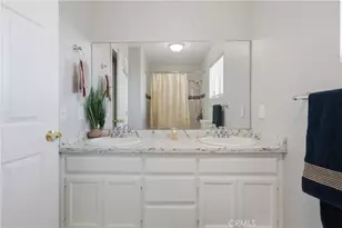 7257 Motz St, Paramount, CA 90723 - Photo 18