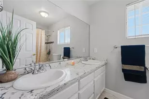7257 Motz St, Paramount, CA 90723 - Photo 16