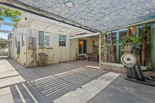 9501 Baird Ave, Los Angeles, CA 90002 - Photo 30