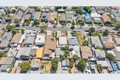 9501 Baird Ave, Los Angeles, CA 90002 - Photo 36