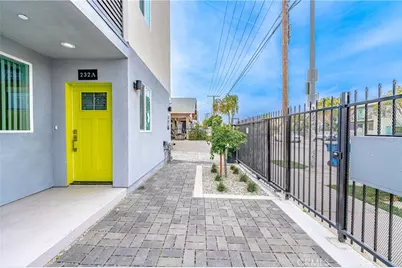 232 E Gage, Los Angeles, CA 90003 - Photo 4