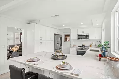 19518 Thornlake Avenue, Cerritos, CA 90703 - Photo 16