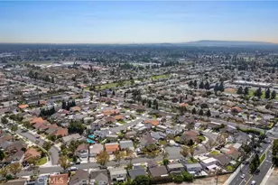19518 Thornlake Ave, Cerritos, CA 90703 - Photo 44