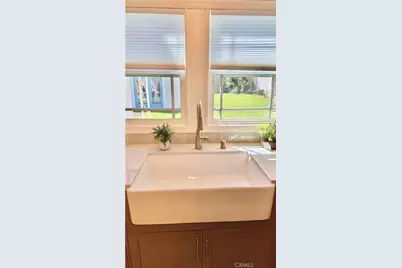 2413 S Victoria, Los Angeles, CA 90016 - Photo 16