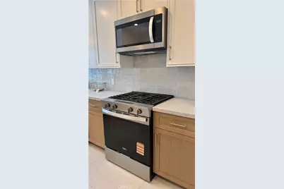 2413 S Victoria, Los Angeles, CA 90016 - Photo 18