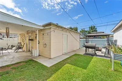 240 E Barclay, Long Beach, CA 90805 - Photo 30