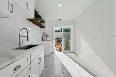 2111 S Bronson, Los Angeles, CA 90018 - Photo 38